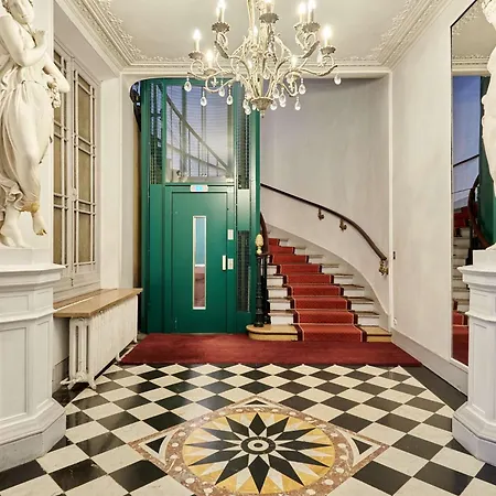 Wonderful Ac Terrace Madeleine Opera *